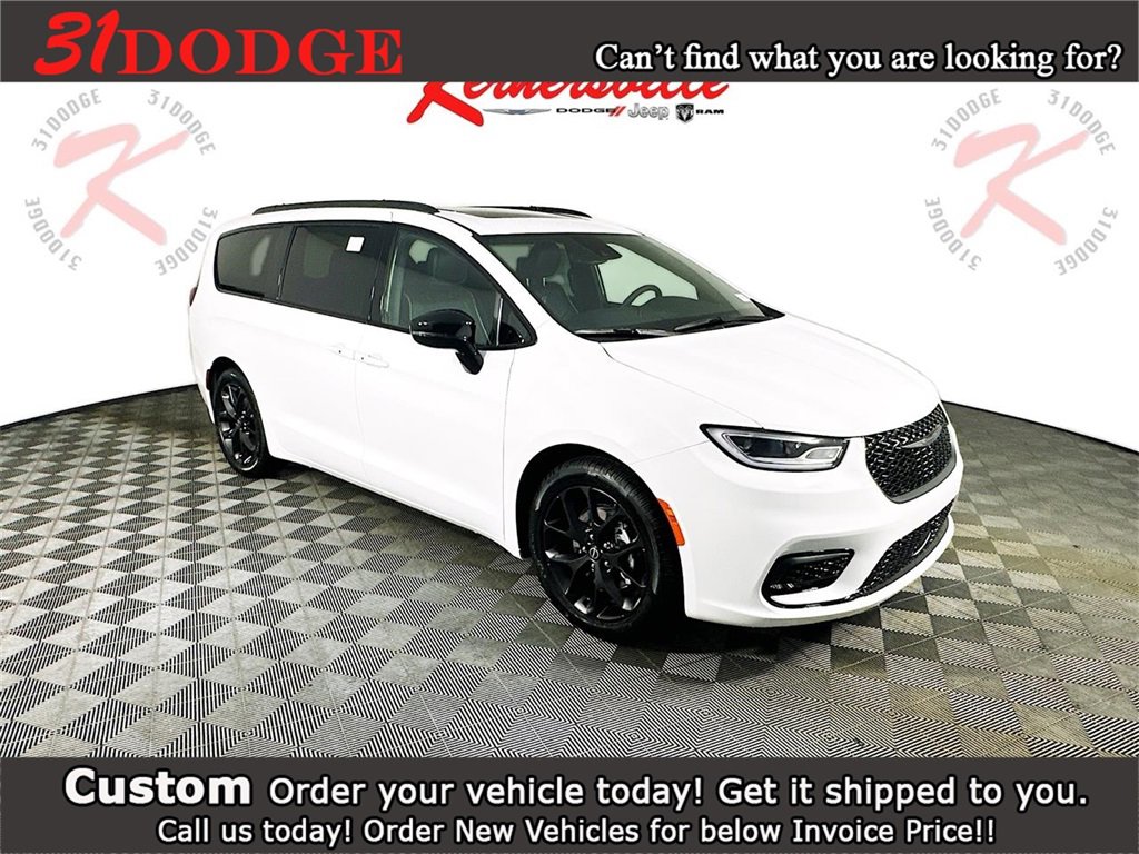 New 2026 Chrysler Pacifica Limited