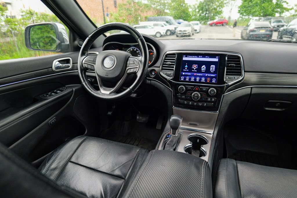 Used 2019 Jeep Grand Cherokee Limited w/ Luxury Group II AWD/4WD image 43