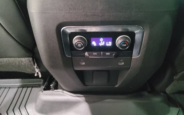 Used 2022 Chevrolet Tahoe Z71 AWD/4WD image 21
