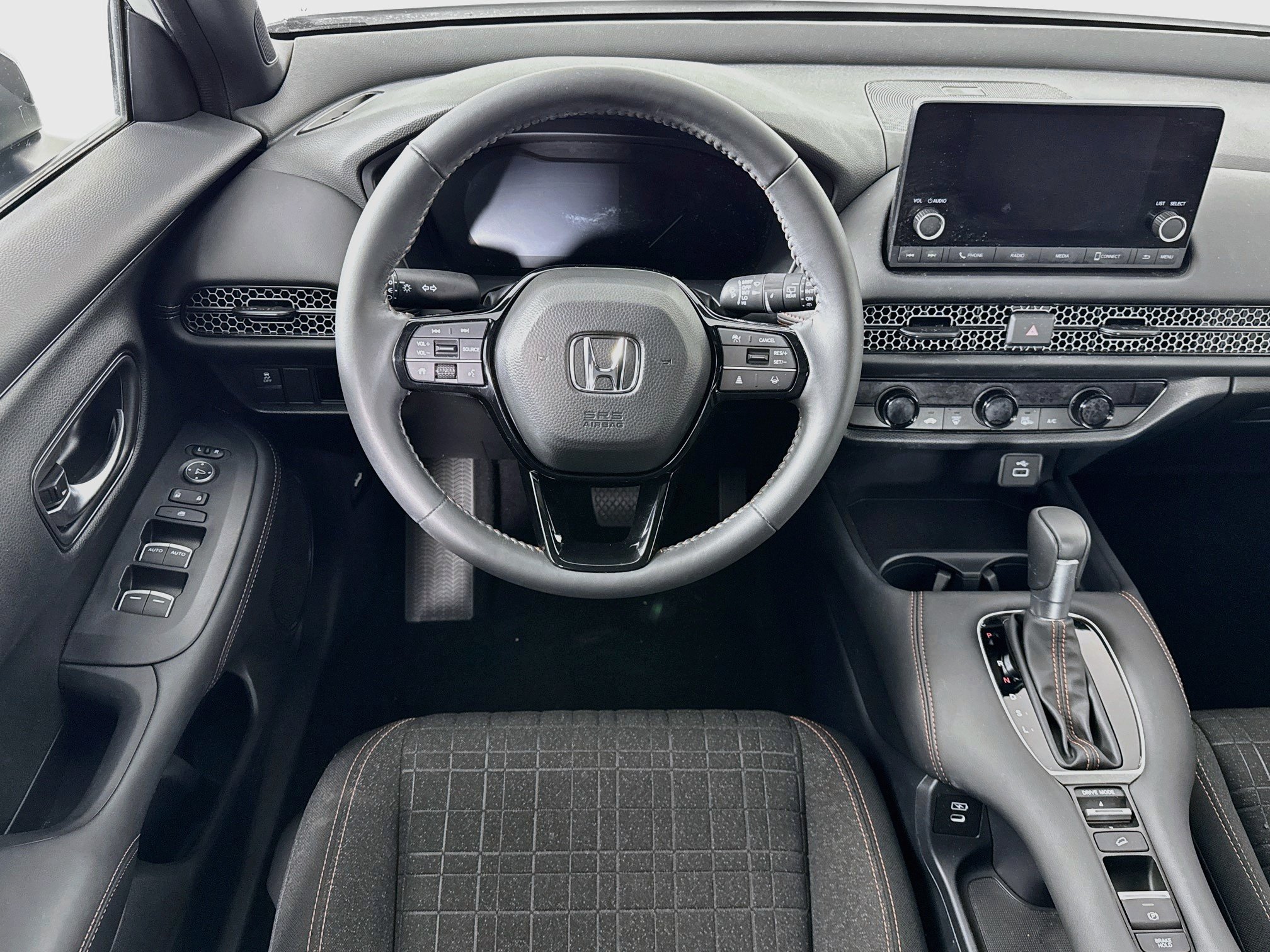Certified 2025 Honda HR-V Sport image 21