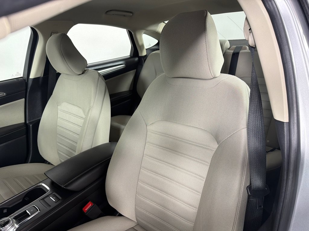 Used 2020 Ford Fusion S FWD image 12