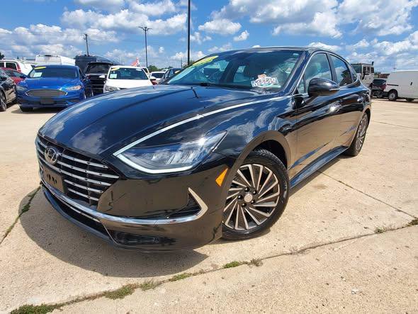 Used 2023 Hyundai Sonata SEL w/ Cargo Package FWD image 2