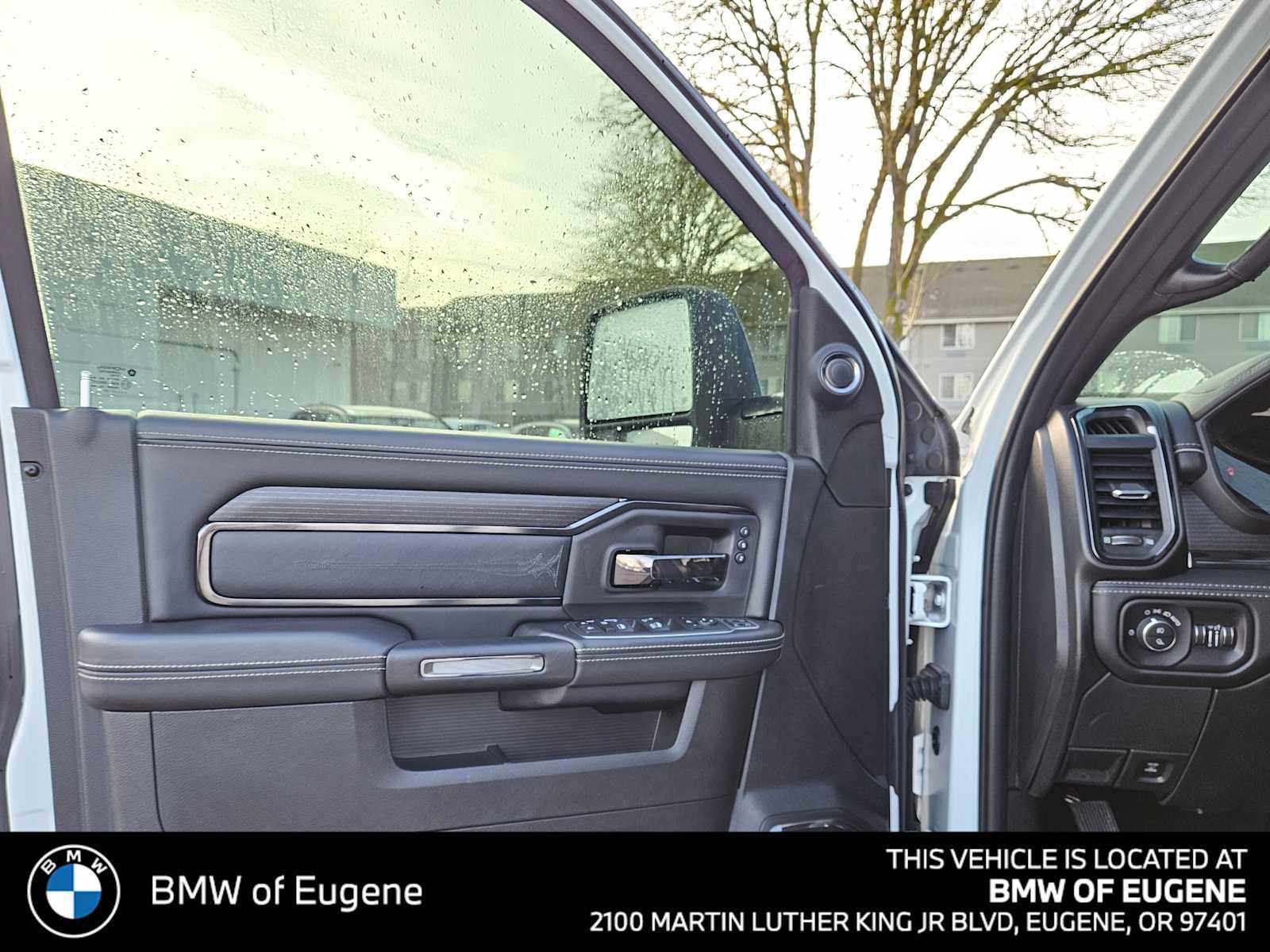 Used 2023 RAM 2500 Limited image 23