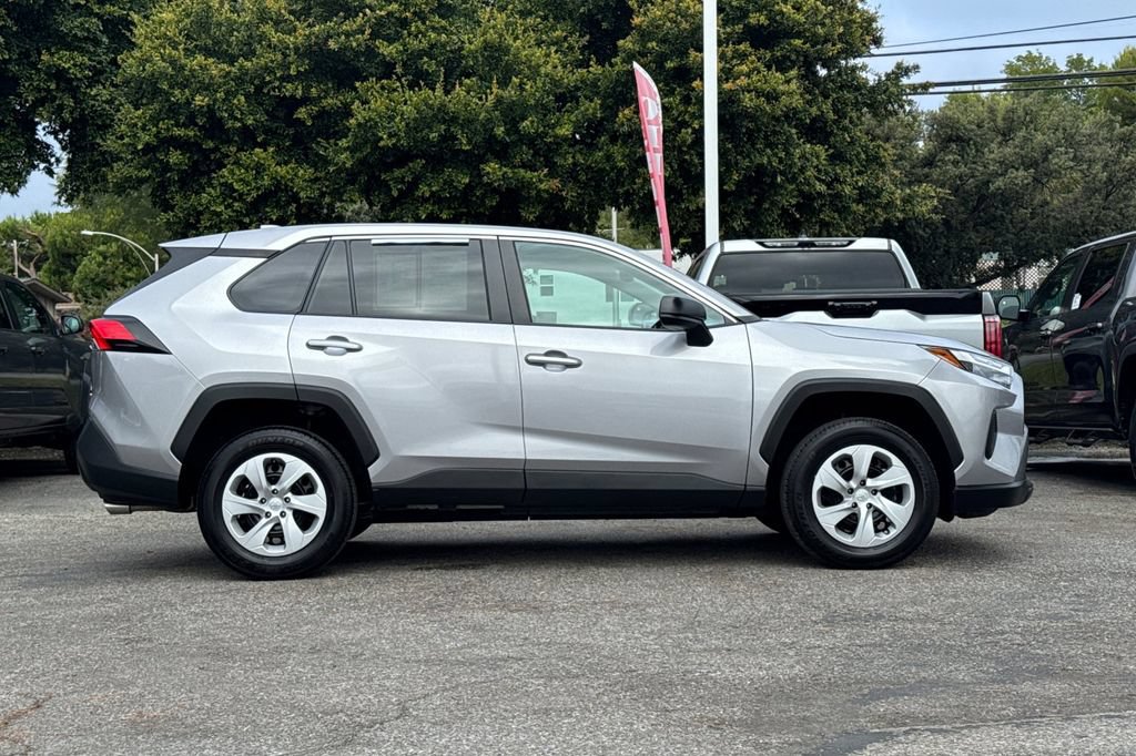 Certified 2024 Toyota RAV4 LE AWD/4WD image 2