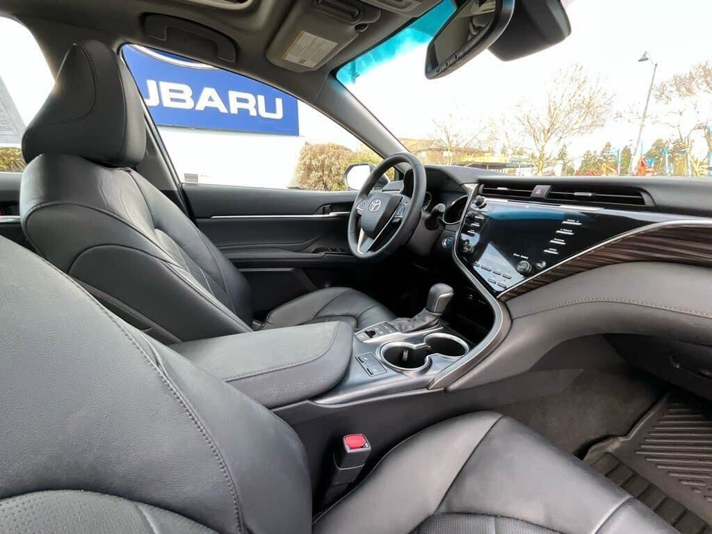 Used 2018 Toyota Camry XLE w/ Audio Package image 18