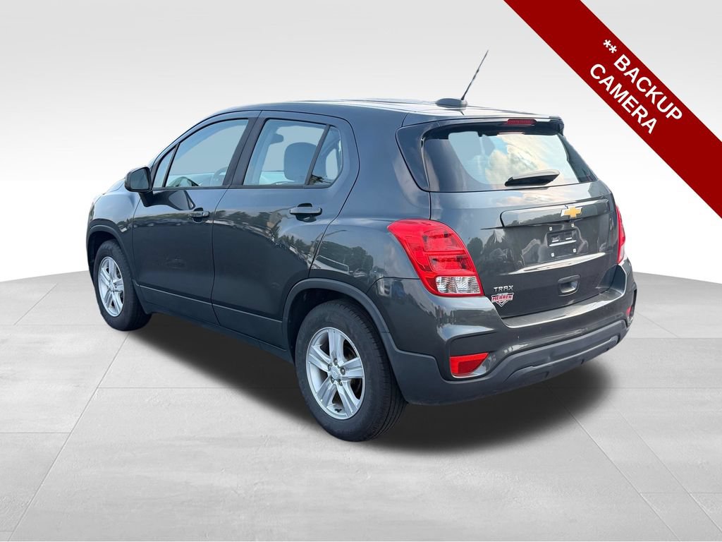 Used 2020 Chevrolet Trax LS FWD image 3