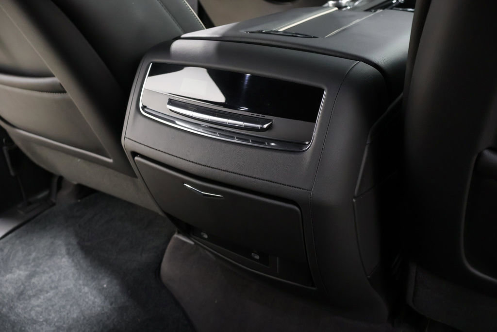 Used 2023 Cadillac Escalade Premium Luxury image 52