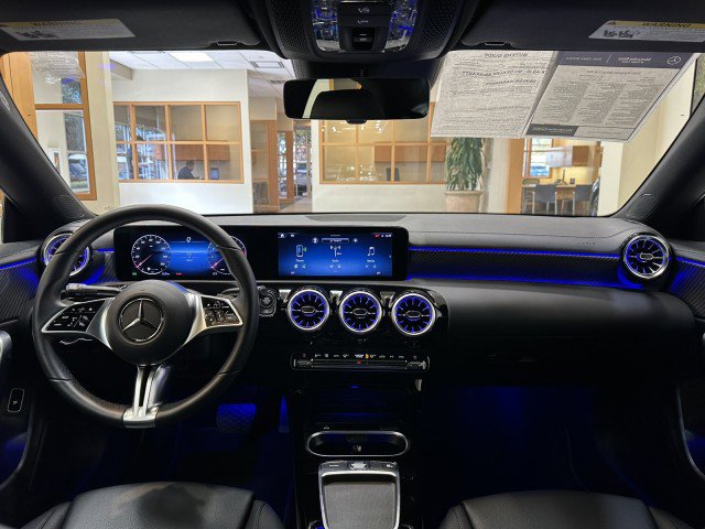 Used 2025 Mercedes-Benz CLA 250 image 7