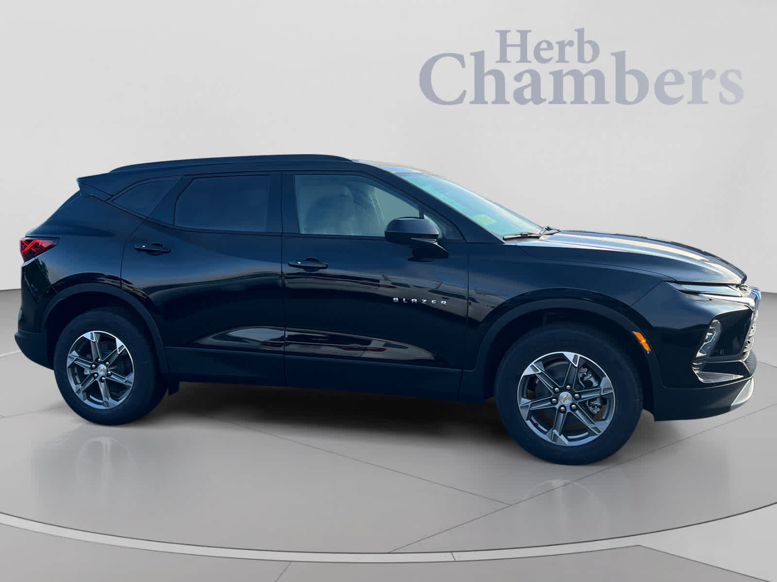 New 2026 Chevrolet Blazer LT w/ Convenience Package AWD/4WD image 5