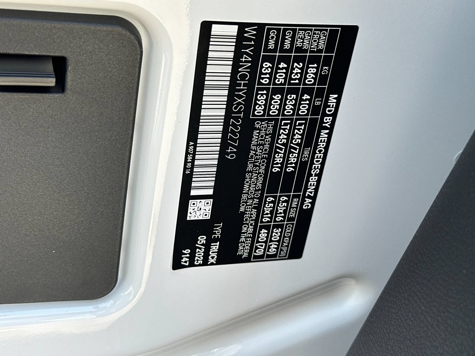 New 2025 Mercedes-Benz Sprinter 2500 image 33