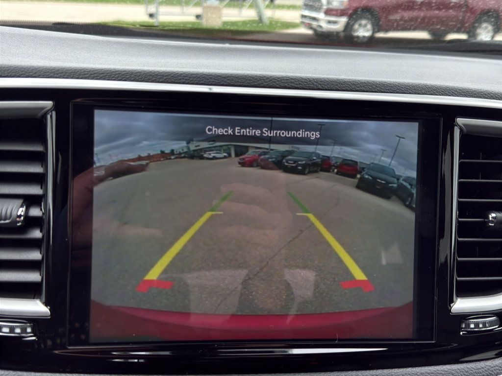 New 2026 Chrysler Pacifica Select AWD/4WD image 19