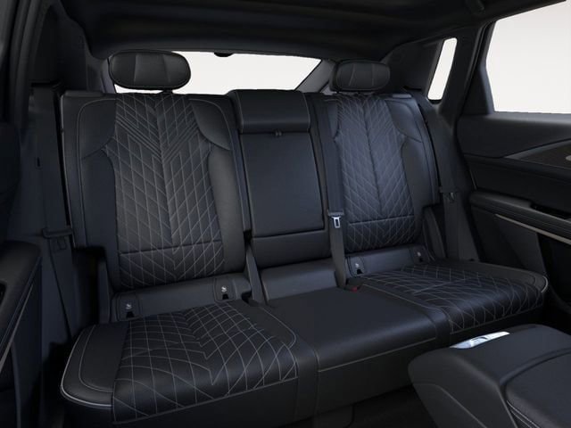 New 2026 Cadillac Lyriq V AWD/4WD image 17