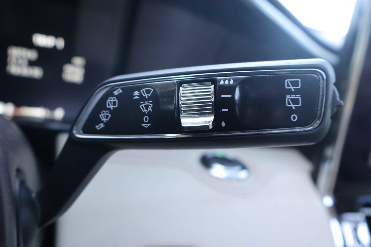 Used 2018 Lincoln Navigator Reserve w/ Technology Package AWD/4WD image 35