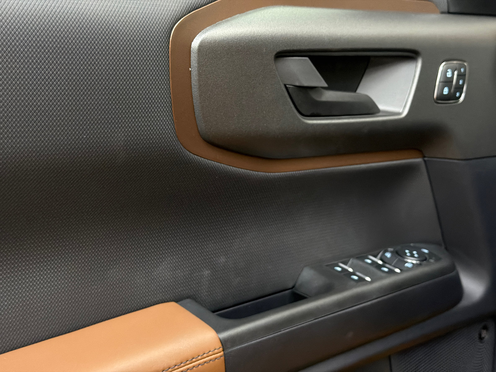 New 2026 Ford Bronco Sport Outer Banks w/ Outer Banks Tech Package+ AWD/4WD image 19
