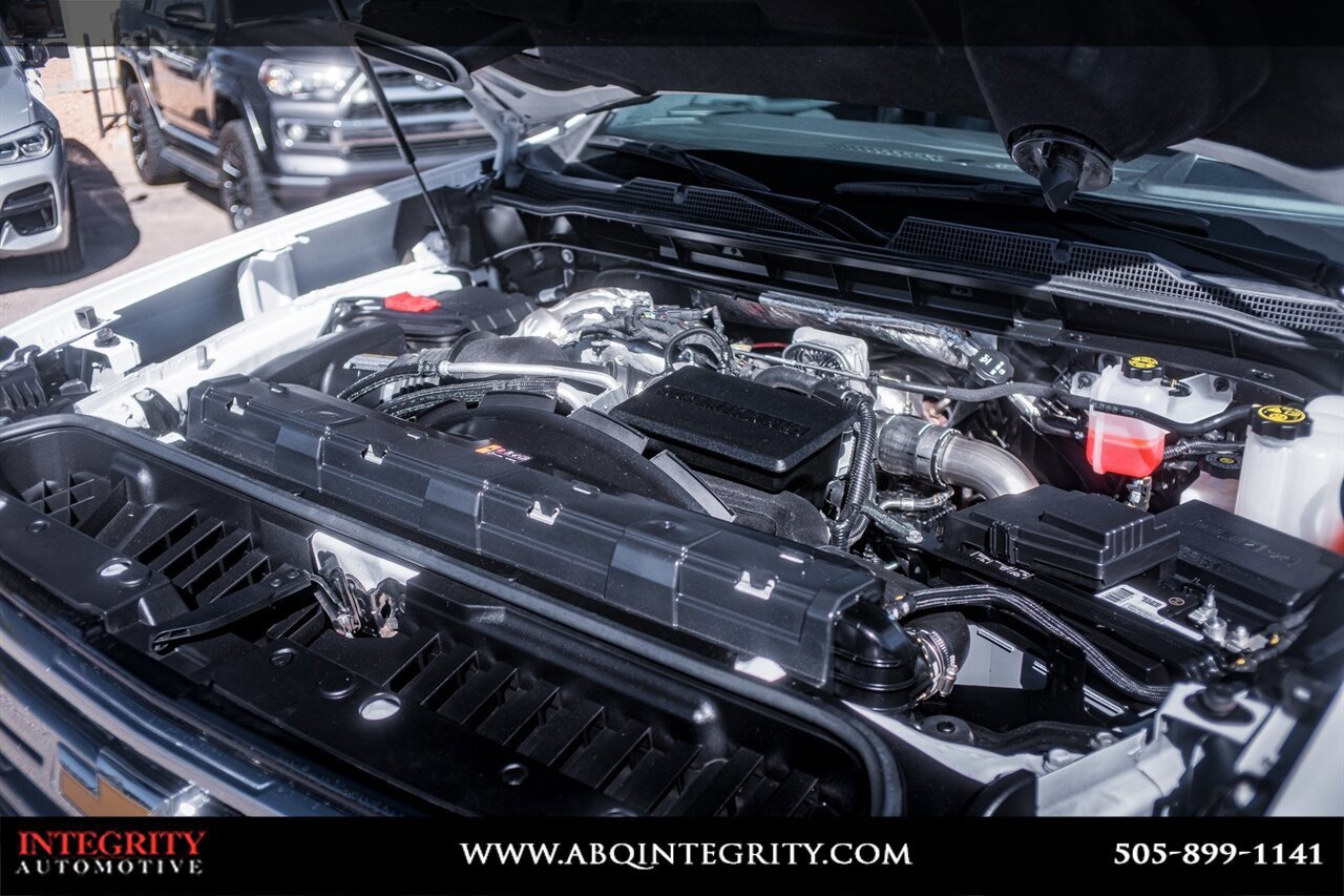 Used 2024 Chevrolet Silverado 2500 High Country w/ High Country Premium Package image 44