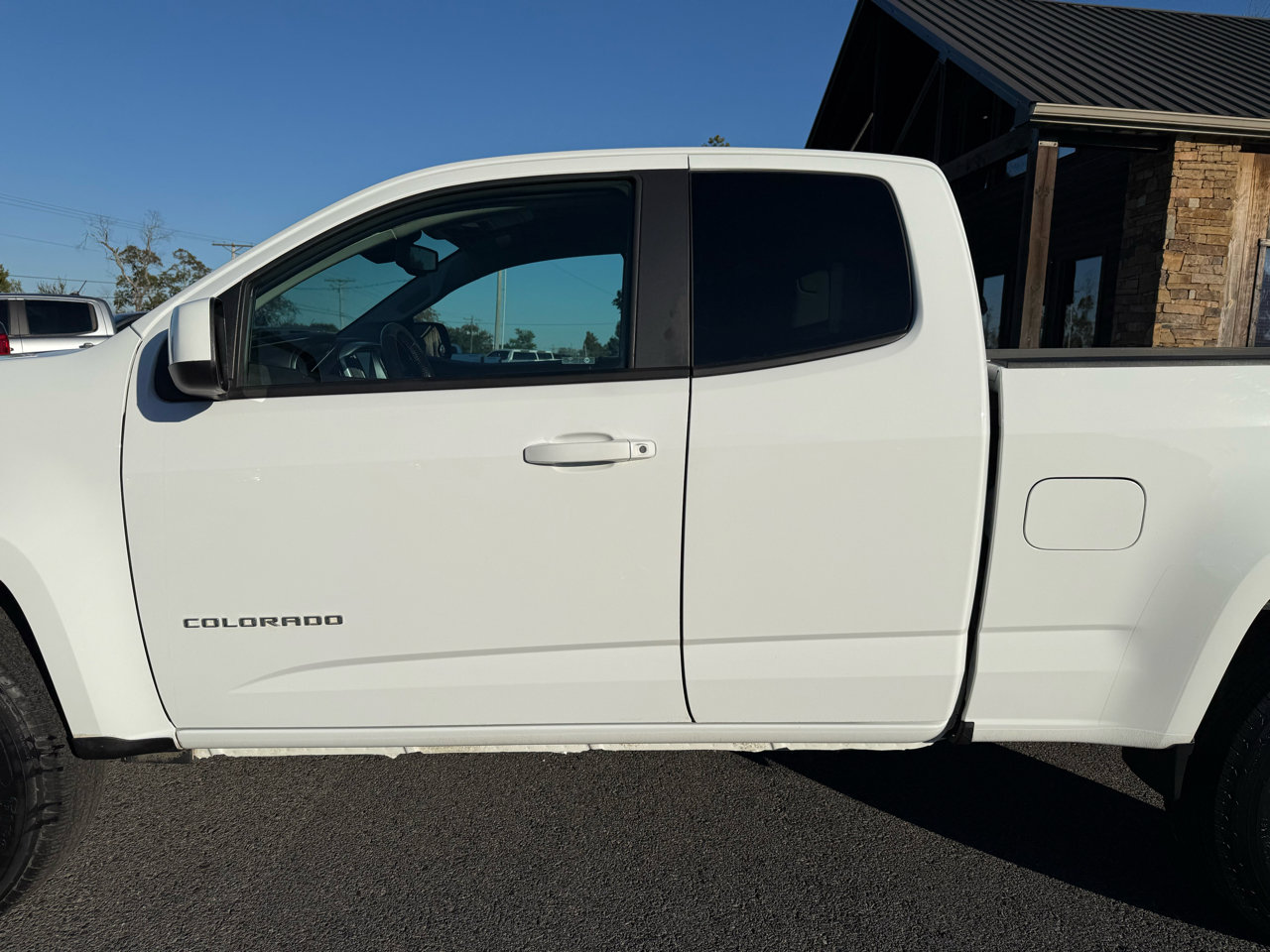 Used 2022 Chevrolet Colorado LT w/ Fleet Safety Package image 34