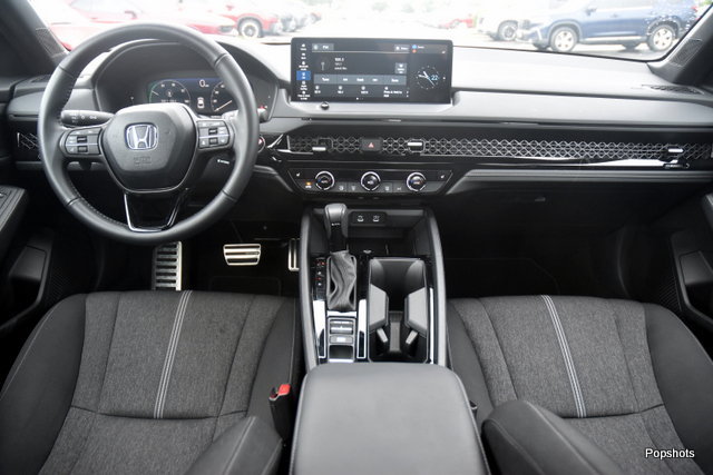 Used 2025 Honda Accord Sport image 15