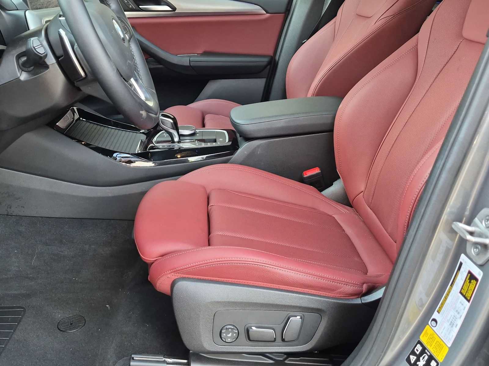 Used 2024 BMW X3 xDrive30i w/ Premium Package AWD/4WD image 17