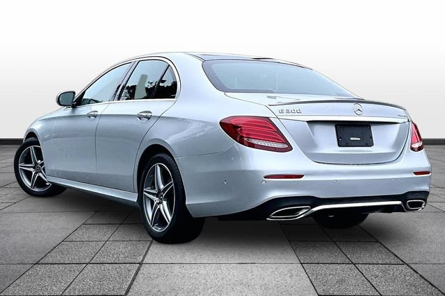 Used 2019 Mercedes-Benz E 300 4MATIC image 5
