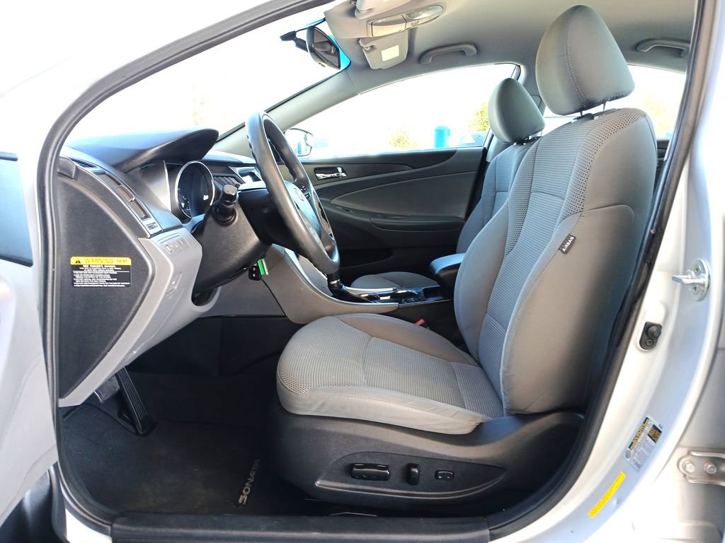 Used 2013 Hyundai Sonata GLS w/ Popular Equipment Pkg image 20