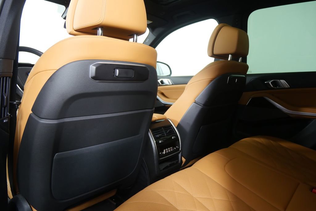 Used 2026 BMW X5 xDrive40i image 17