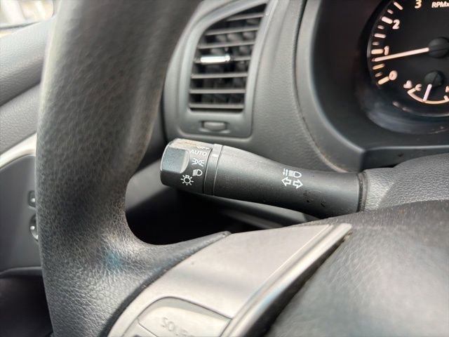 Used 2015 Nissan Altima 2.5 S w/ Power Driver Seat Package image 32