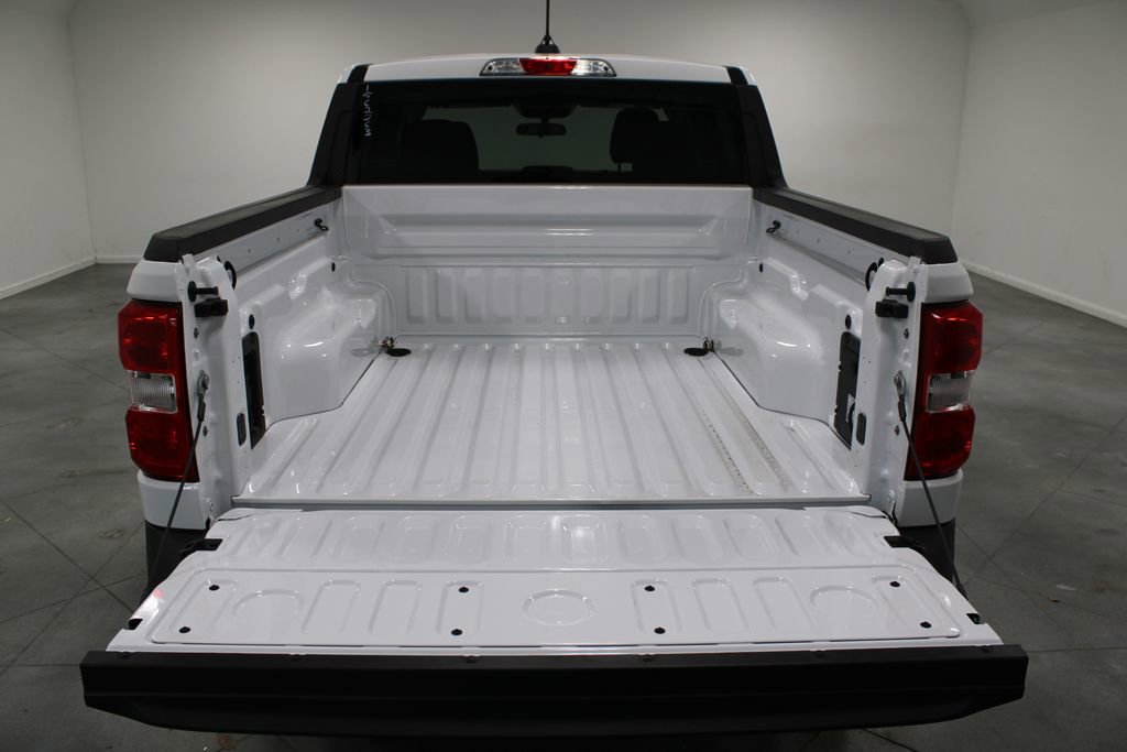New 2025 Ford Maverick XLT w/ Equipment Group 301A image 16