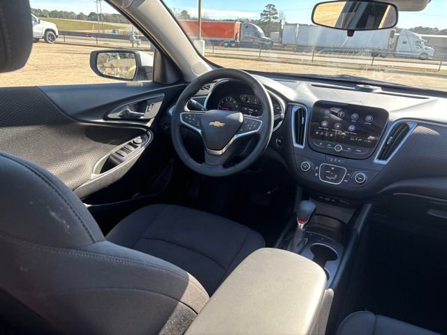 Used 2025 Chevrolet Malibu RS image 19