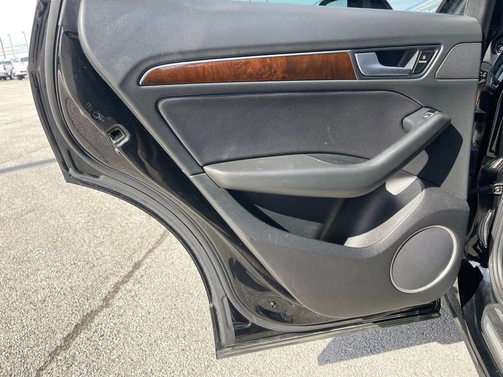 Used 2015 Audi Q5 2.0T Premium Plus w/ Technology Package image 16