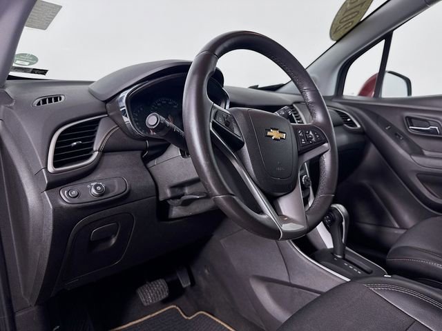 Used 2018 Chevrolet Trax LT w/ Driver Confidence Package image 9