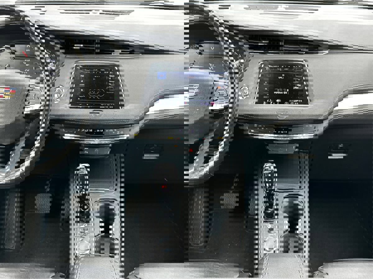 Used 2020 Cadillac XT4 Premium Luxury image 17