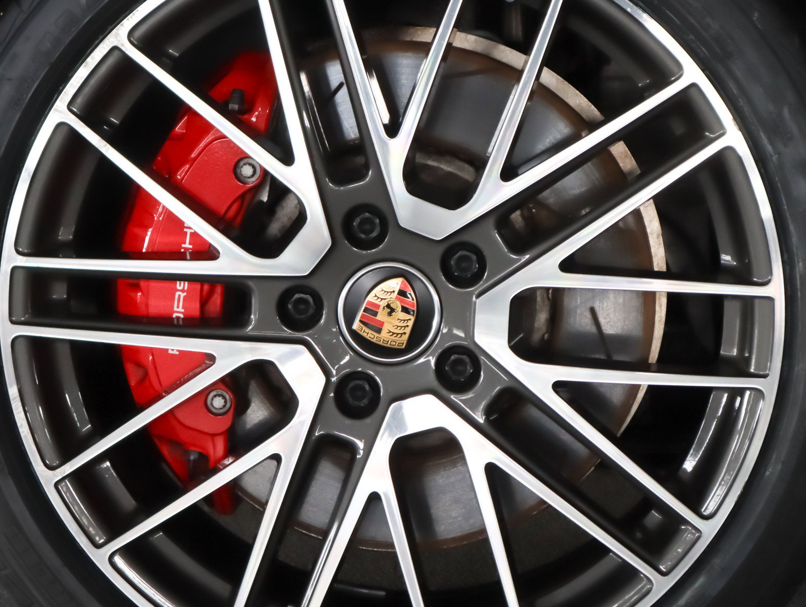 Certified 2023 Porsche Panamera GTS image 28