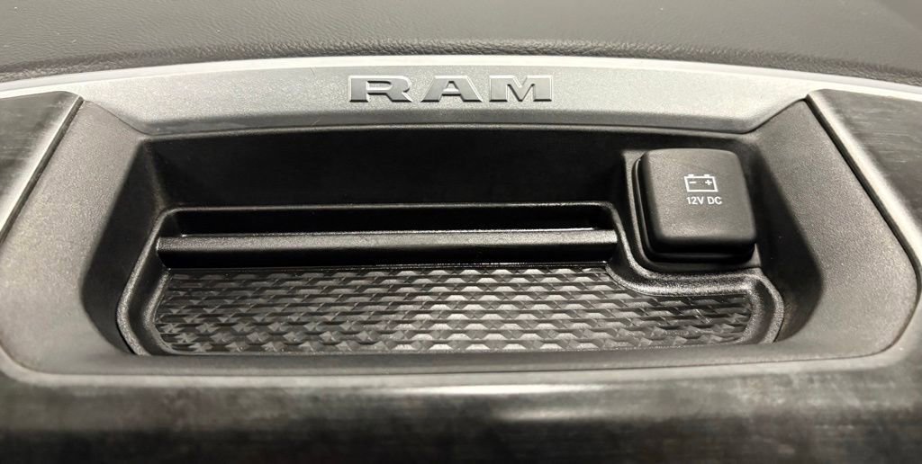 Used 2021 RAM 1500 Big Horn image 40