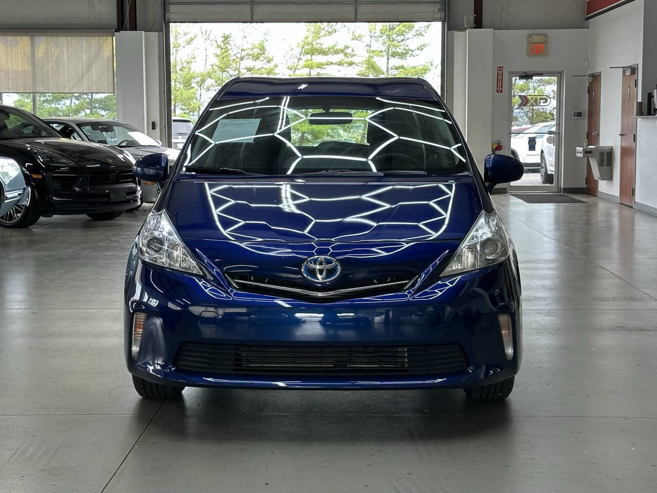 Used 2012 Toyota Prius V image 6