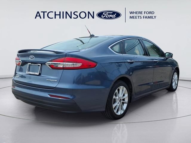 Used 2019 Ford Fusion Energi Titanium FWD image 5