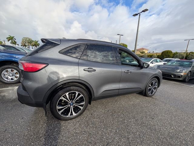 Certified 2021 Ford Escape SE w/ SE Sport Appearance Package image 13