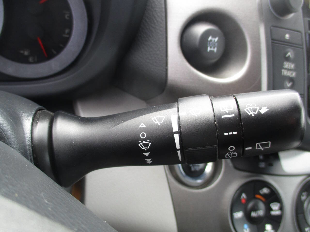 Used 2010 Toyota RAV4 Limited AWD/4WD image 15