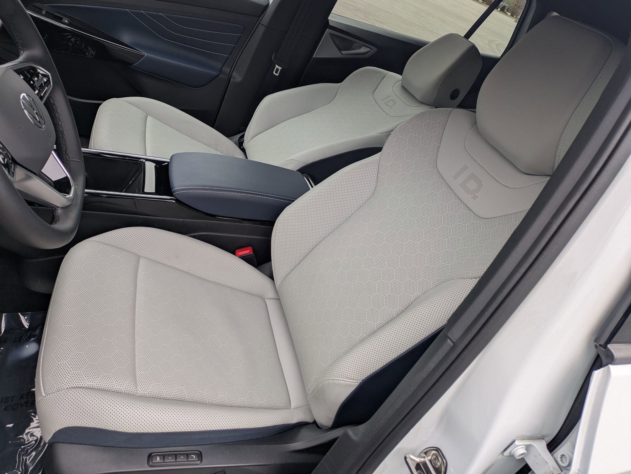 Used 2024 Volkswagen ID.4 Pro S image 18