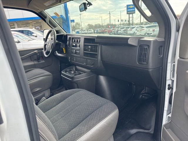 Used 2024 Chevrolet Express 2500 w/ Driver Convenience Package image 18