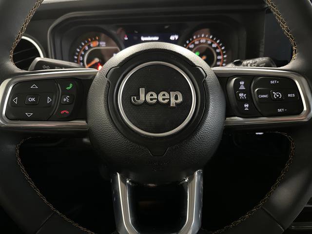 Used 2024 Jeep Wrangler Sahara w/ Technology Group image 15