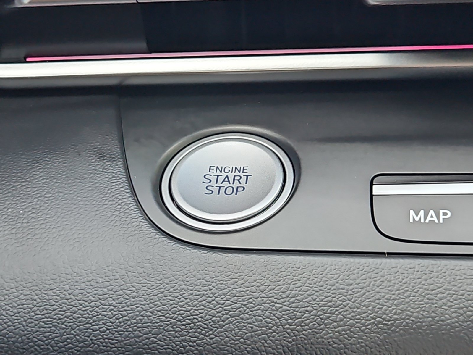 Used 2022 Hyundai Elantra Limited w/ Cargo Package FWD image 20