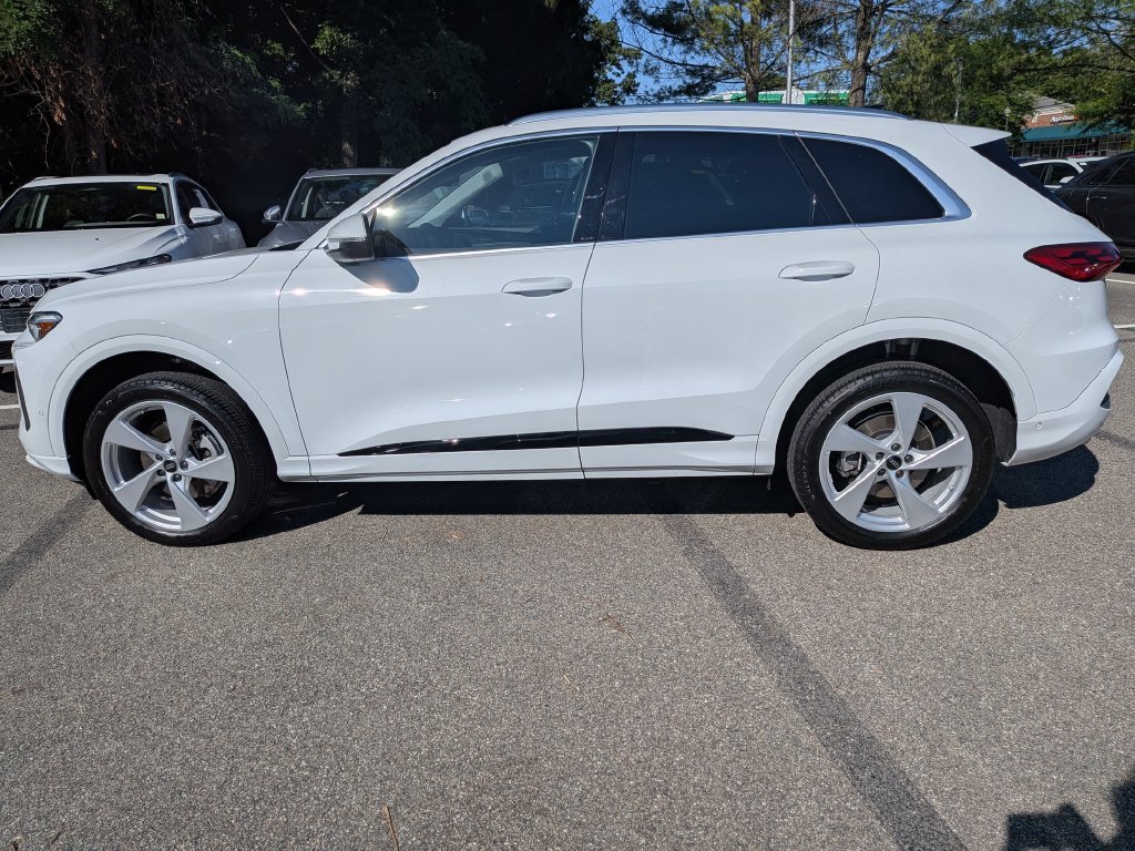Used 2025 Audi Q5 Premium w/ Premium Plus AWD/4WD image 6