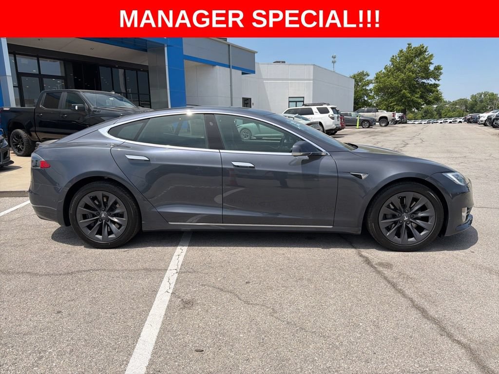Used 2019 Tesla Model S 100D AWD/4WD image 2