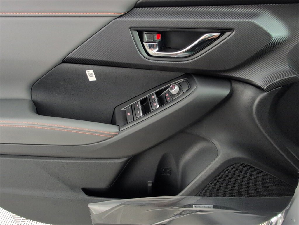 New 2025 Subaru Crosstrek 2.5i Limited w/ Popular Package #3A image 13