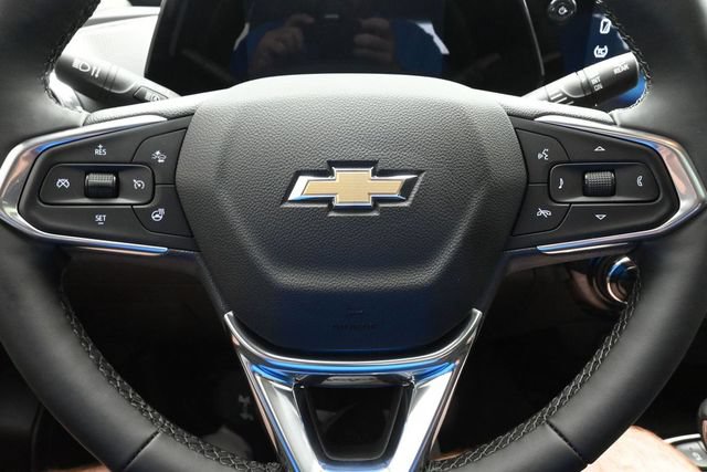 New 2026 Chevrolet Trax LT w/ Sunroof Package FWD image 31
