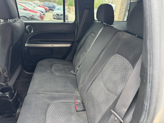 Used 2009 Chevrolet HHR LT FWD image 11