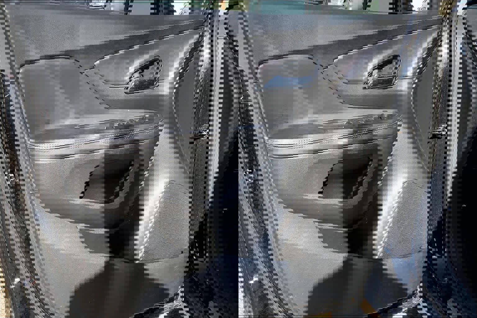 Used 2022 Buick Encore Preferred w/ Safety Package FWD image 22