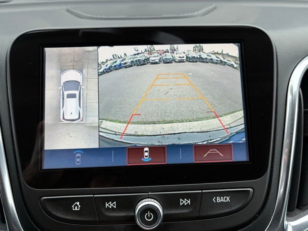 Used 2018 Chevrolet Equinox Premier image 23