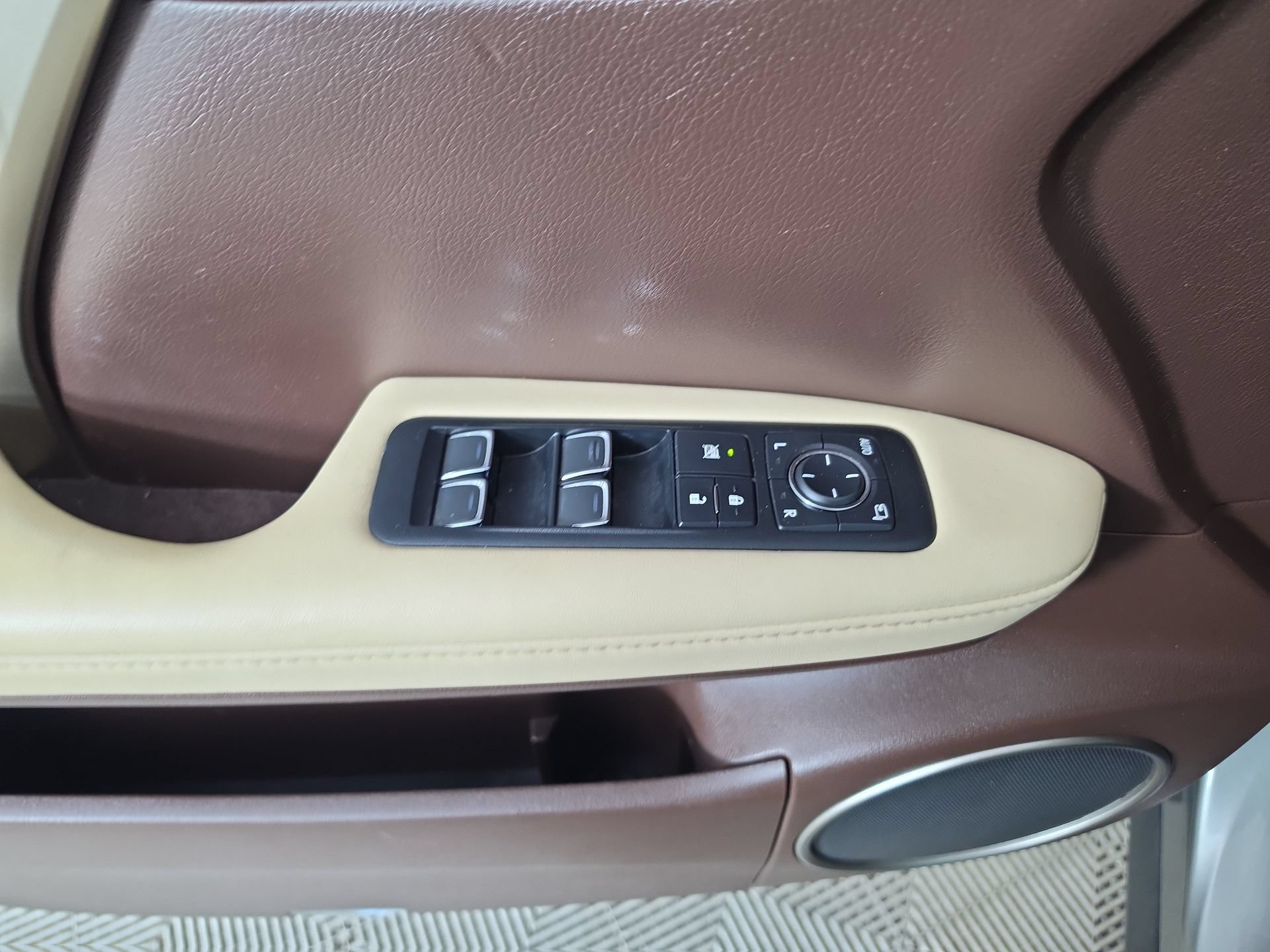 Used 2018 Lexus RX 350 FWD w/ Premium Package image 18