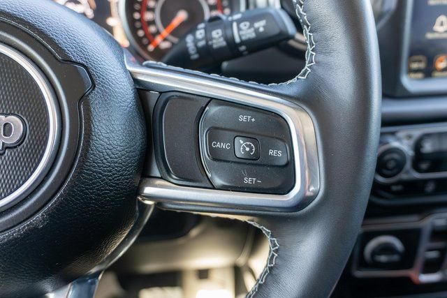 Used 2023 Jeep Wrangler Unlimited Sahara w/ Cold Weather Group AWD/4WD image 22